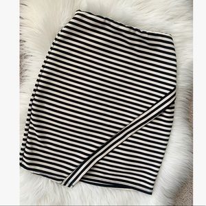 • Mini Striped Pencil Skirt •